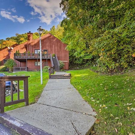Vernon Township Condo - Walk To Ski Resort! Luaran gambar