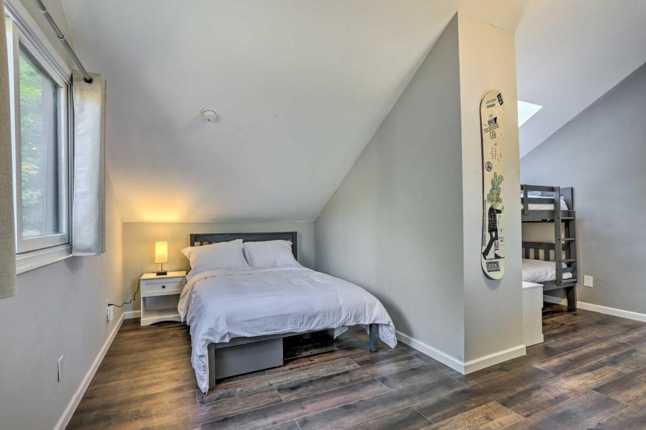Vernon Township Condo - Walk To Ski Resort! Luaran gambar