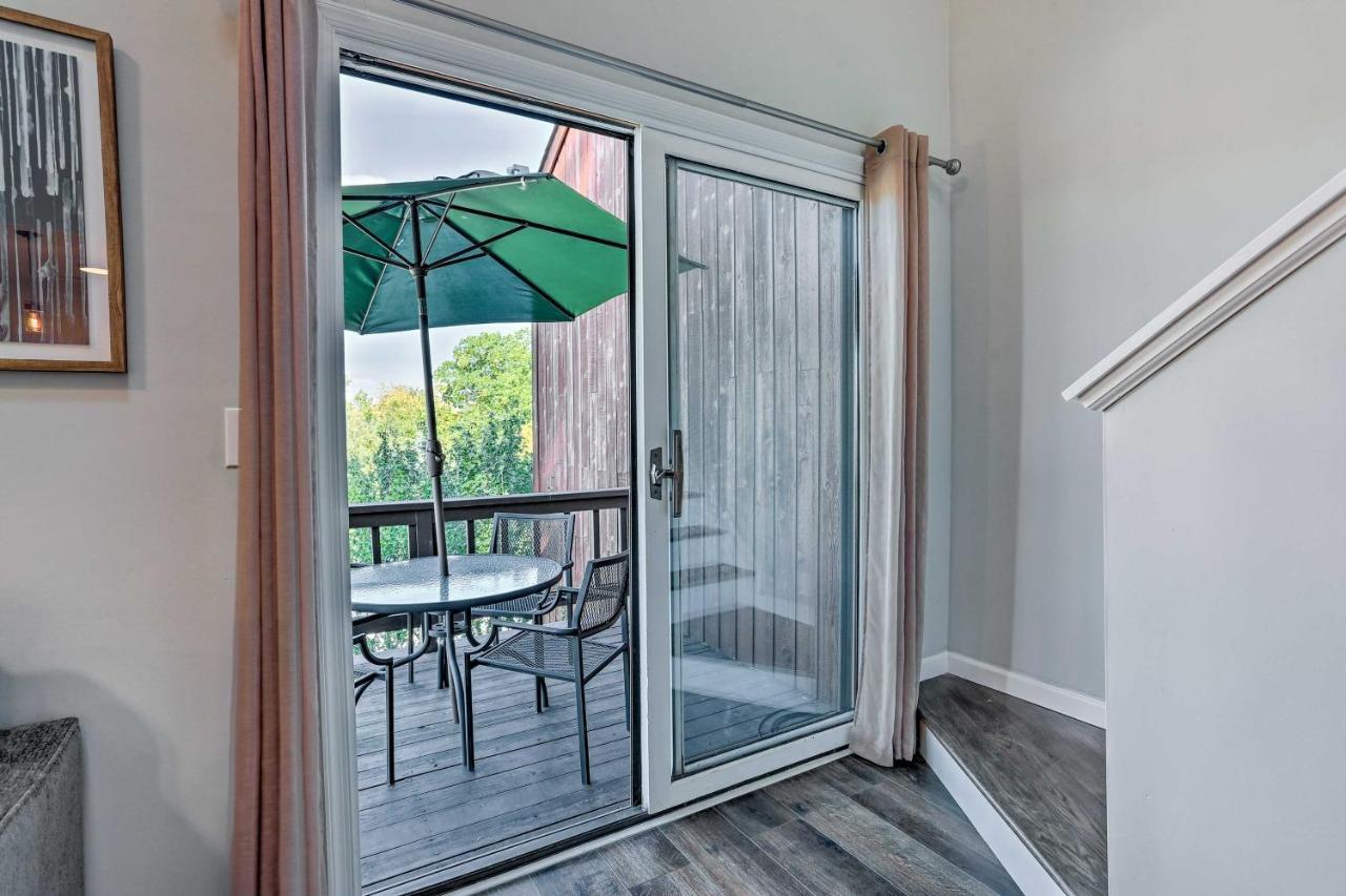 Vernon Township Condo - Walk To Ski Resort! Luaran gambar